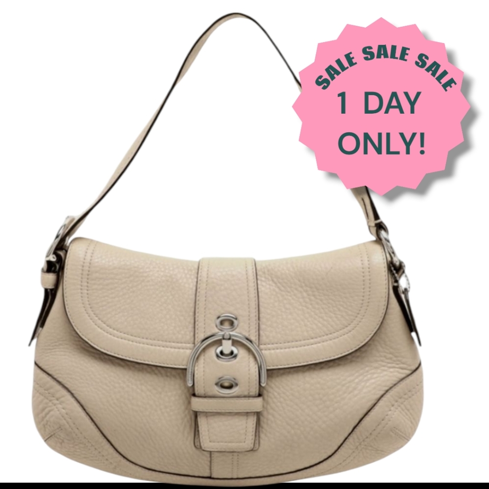 ✨SALE! Coach Soho F10910 Beige Pebbled Leather Y2K Vintage Medium Shoulder Bag